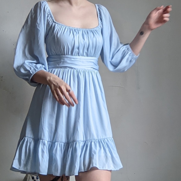 Ruffle Tie-back Dress - Kooka - Puff Sleeves - Picture 3 of 11